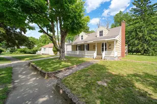 743 Briarcliff Rd, Jackson, MI 49201 - Photo 2