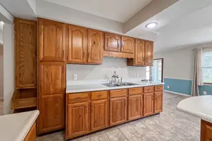 205 Haines St, Dowagiac, MI 49047 - Photo 12