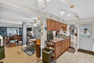 9621 Lakeview Drive, Jerome, MI 49249 - Photo 12
