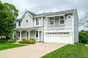 1877 Sun Park Dr, Zeeland, MI 49464 - Photo 2