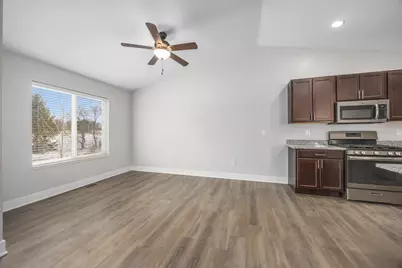 1368 S Village Circle, Kalamazoo, MI 49009 - Photo 12