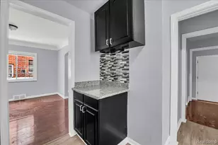 17212 Sunderland Rd, Detroit, MI 48219 - Photo 12