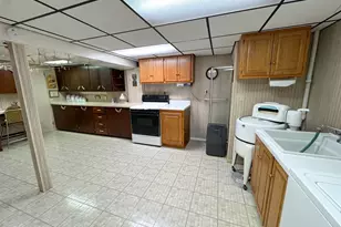 2304 Columbus Ave, Muskegon, MI 49441 - Photo 32