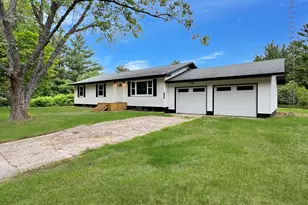 3403 E 34 Rd, Cadillac, MI 49601 - Photo 2
