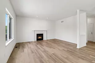 44046 Timberview Ct, Belleville, MI 48111 - Photo 4