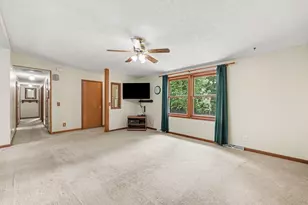 8202 Kennedy Rd, Munith, MI 49259 - Photo 6