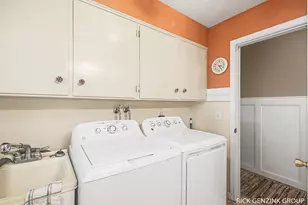 7747 Park Ln Ave, Jenison, MI 49428 - Photo 22
