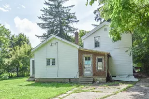 489 N Ray Quincy Rd, Quincy, MI 49082 - Photo 1