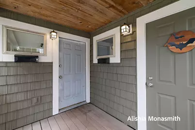 313 N 5th Street, Grand Haven, MI 49417 - Photo 4
