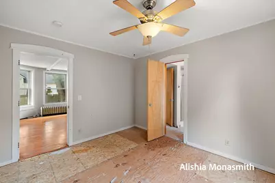313 N 5th Street, Grand Haven, MI 49417 - Photo 34