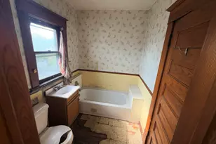 655 Dolbee Ave SE, Grand Rapids, MI 49506 - Photo 18