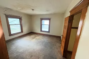 655 Dolbee Ave SE, Grand Rapids, MI 49506 - Photo 10