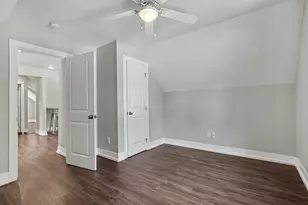 143 S State St, Zeeland, MI 49464 - Photo 22