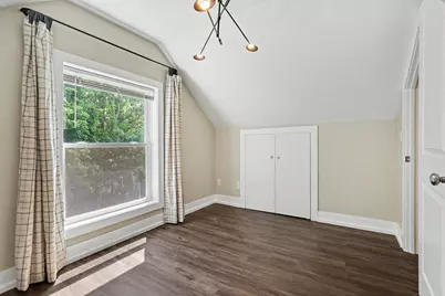 143 S State Street, Zeeland, MI 49464 - Photo 24