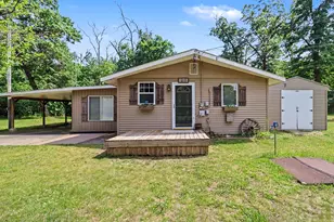 8188 E Woodruff Dr, Newaygo, MI 49337 - Photo 4