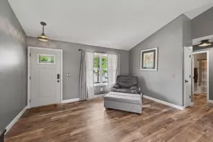 4914 Pepper Bush Ln, Kalamazoo, MI 49004 - Photo 2