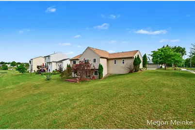 105 Pineview Drive, Belding, MI 48809 - Photo 26
