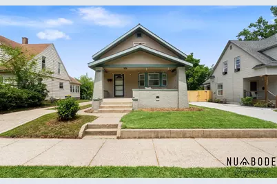 933 Crescent Street NE, Grand Rapids, MI 49503 - Photo 1