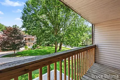 17570 Parkwood Drive #A, Spring Lake, MI 49456 - Photo 4