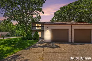 17570 Parkwood Dr, Spring Lake, MI 49456 - Photo 1