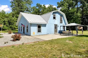 5953 S Newcosta Ave, Newaygo, MI 49337 - Photo 28