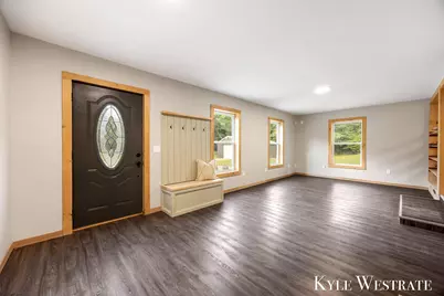 5953 S Newcosta Avenue, Newaygo, MI 49337 - Photo 4