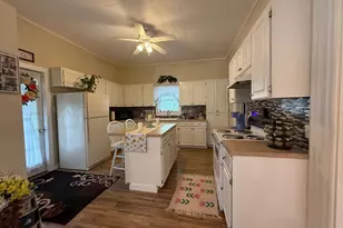 603 S George St, Ludington, MI 49431 - Photo 2