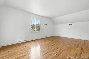 2423 Ridgefield Rd, Portage, MI 49024 - Photo 16