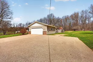 7045 17 Mile (House) Road NE, Cedar Springs, MI 49319 - Photo 6