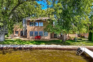 311 E Lake Mitchell Dr, Cadillac, MI 49601 - Photo 2