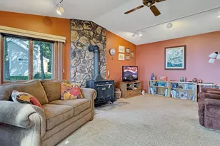 311 E Lake Mitchell Dr, Cadillac, MI 49601 - Photo 20