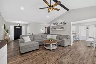 23509 W Creek Dr, New Boston, MI 48164 - Photo 8