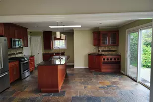 24672 Simmons Dr, Novi, MI 48374 - Photo 6