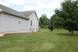 14021 Pardee Rd, Buchanan, MI 49107 - Photo 20