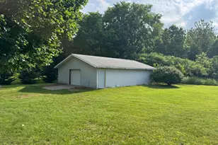 14021 Pardee Rd, Buchanan, MI 49107 - Photo 48