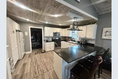 429 S Capital Avenue, Athens, MI 49011 - Photo 6