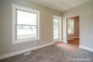 314 Russell St, Allegan, MI 49010 - Photo 8