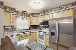 5850 E Napier Ave, Benton Harbor, MI 49022 - Photo 8
