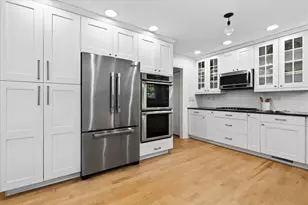 2311 Shoreham Highlands St, Saint Joseph, MI 49085 - Photo 6