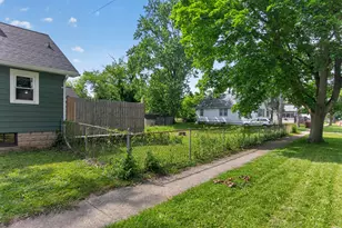 302 Hill St, Jackson, MI 49202 - Photo 42