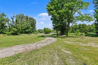 54092 M 51 N, Dowagiac, MI 49047 - Photo 6