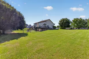 290 Somerset Dr, Cement City, MI 49233 - Photo 4
