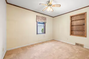 9709 Laurence Ave, Allen Park, MI 48101 - Photo 14
