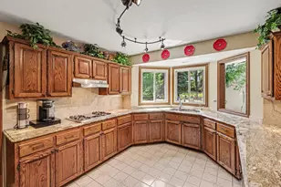 709 Snowmass Dr, Rochester Hills, MI 48309 - Photo 10