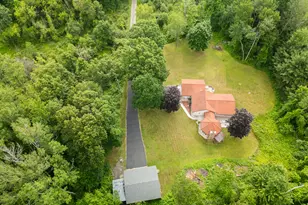 989 McCabe Ave NE, Ada, MI 49301 - Photo 8