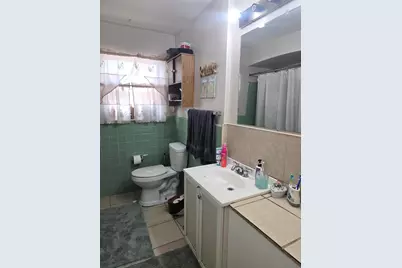6828 Iowa Street, Hamtramck, MI 48212 - Photo 10
