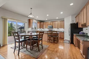 48941 Freestone Dr, Northville, MI 48168 - Photo 8