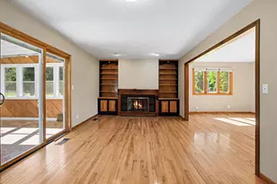 4761 E Arrowhead Dr, Berrien Springs, MI 49103 - Photo 10