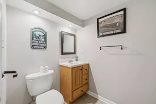 6430 Breckenridge Dr, Kalamazoo, MI 49009 - Photo 32