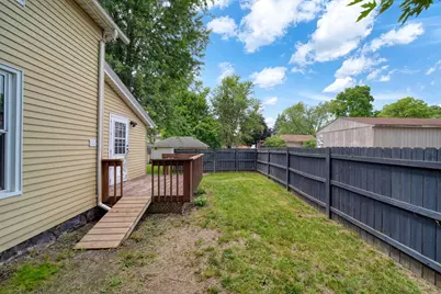 228 N Thompson Street, Jackson, MI 49202 - Photo 36
